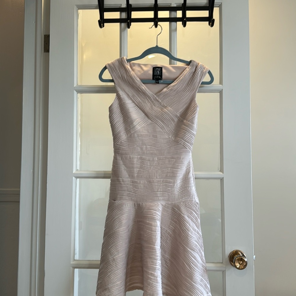 Jax dress to sell - 99$